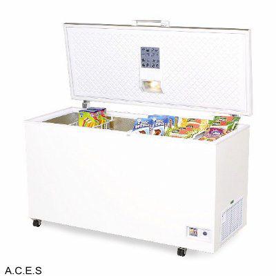 Commercial Chest Freezers - Low Prices at WebstaurantStore